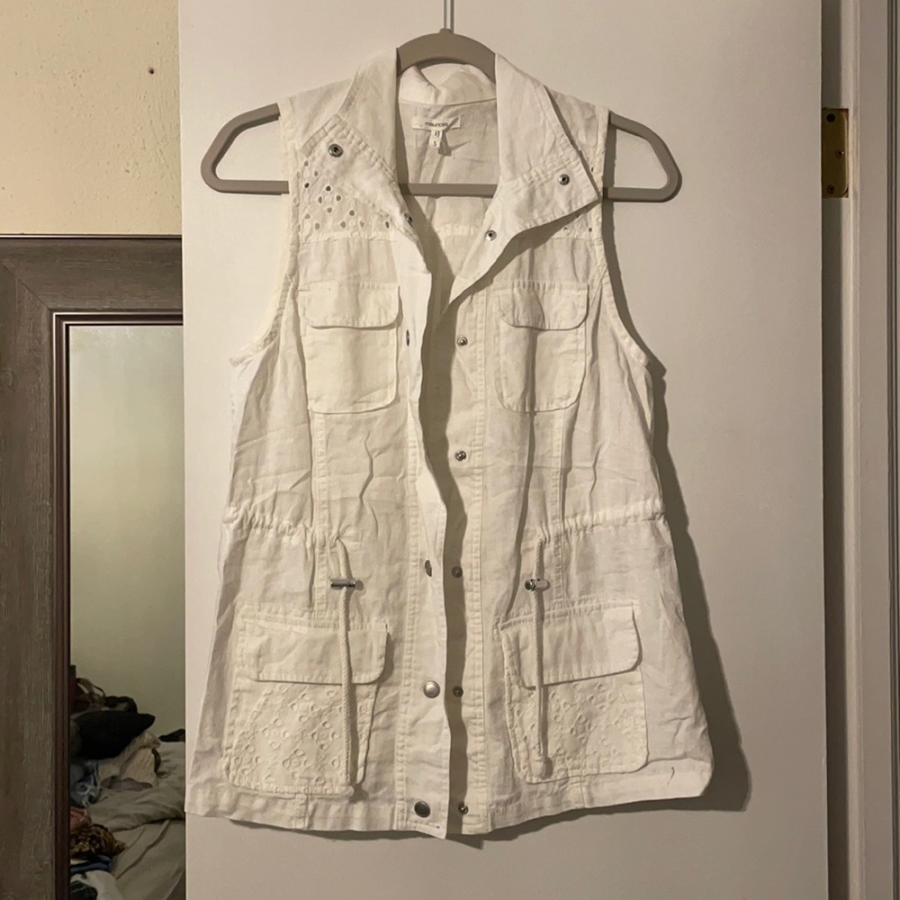 Linen white vest